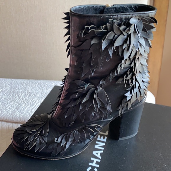 Chanel Short boot Lambskin - Picture 7 of 17